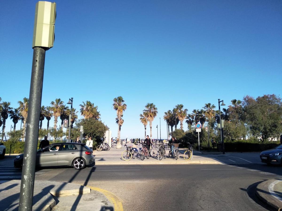 Apartamento 2 Hab En Malvarrosa A Metros De La Playa, Con Terraza Y Zonas Comun 3D Valensiya Dış mekan fotoğraf